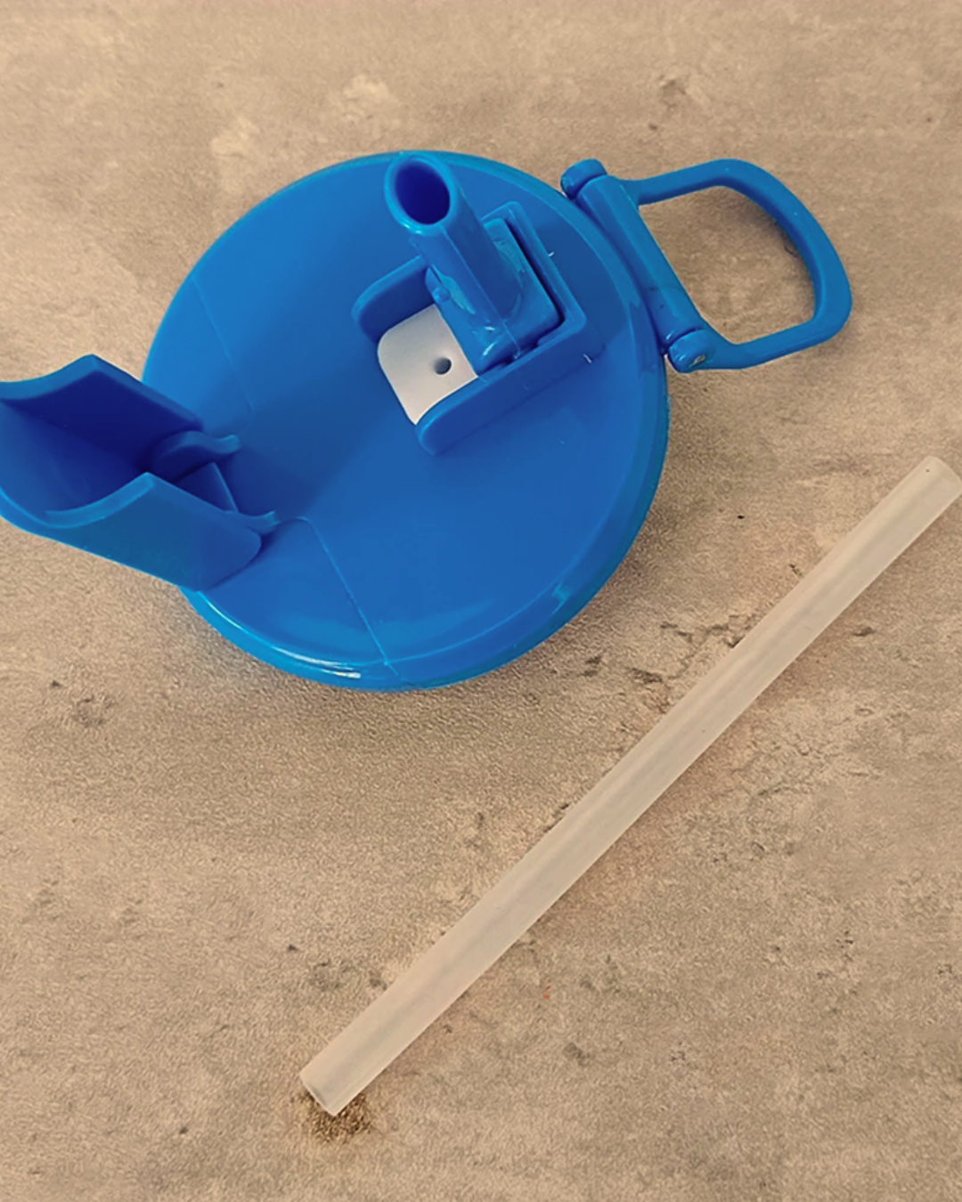 Univerzalni poklopac za limenke - čisto, praktično, uvek pri ruci! 🥤